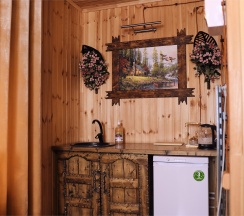 Трехкомнатный номер| c кухонным уголком | 1 этаж в Hayat Haus