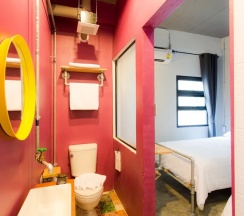 Шестиместный семейный номер Standard в bloo Hostel