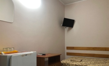 №15 Двухкомнатный четырехместный номер первый этаж в Аркона