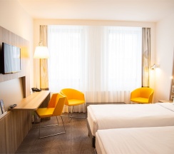 Номер Standard с двумя односпальными кроватями в Novotel Krasnoyarsk center