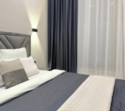 Современный пентхаус с панорамными окнами и террасой мечты, видом на море! в Как Дома 05