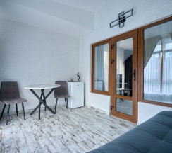 Номер улучшенный комфорт с 1 двуспальной кроватью в Белла