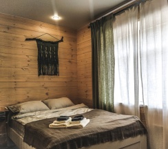 Стандартный трехместный номер в GreenVille