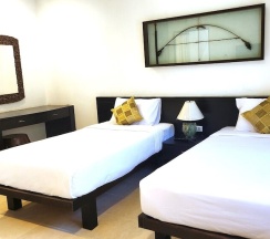 Бунгало Premium c 1 комнатой с балконом в Isara Nai Yang Resort