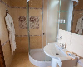 Номер «Джуниор Сюит» в Столица Поморья