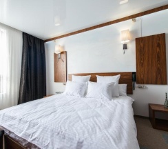 Номер Superior в Ozz