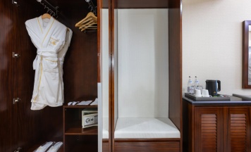 Двухместный номер без окна Standard двуспальная кровать в Regardal Hotel
