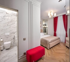 De Luxe Премиум двухместный номер с кроватью Queen-size в Тверские Замки DeLuxe