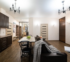 проспект Ленина 51 (3к) 2+2+1+1 в Пять Звёзд