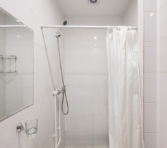 Двухместный номер с собственной ванной комнатой (дабл или твин) в Алиса