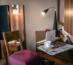 Одноместный люкс с видом на реку в Grand Howard Hotel Bangkok