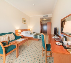 Стандарт (вид на море) с двухместной кроватью в Валентина