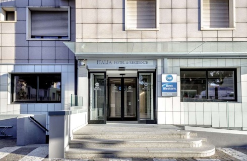 Италия, Куартуччу: Апартаменты Best Western Hotel Residence Italia