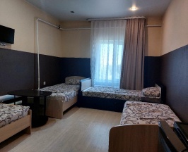 Кровать в 4-местном общем номере в На Набережной