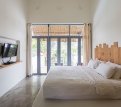 Двухместный номер Deluxe с видом на бассейн двуспальная кровать в Pajamas Koh Chang