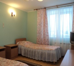 Номер полулюкс с 2 односпальными кроватями (с завтраком) в Шарья