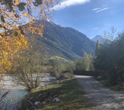 Коттедж в Шале у реки