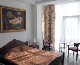 Комната улучшенная с 1 двуспальной кроватью в Sochi VIP house