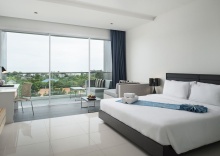 Номер Deluxe с балконом в Mida De Sea Hua Hin