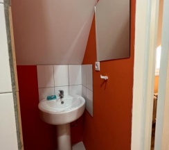 Кровать в общем номере (мужской номер) в Гостевой Дом 125