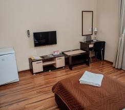 Одноместный номер (окнами во двор) в Brothershotel.ru