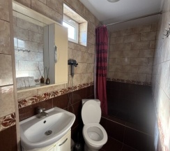 Комфортный номер с балконом в Изабелла