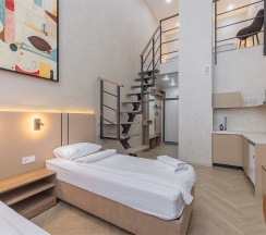 Улучшенные четырехместные апартаменты 1+1+1+1 | Superior apt QUAD 1+1+1+1 в Аура