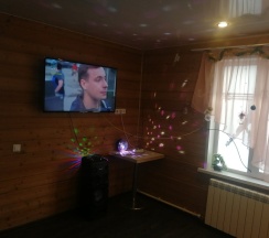 Коттедж с красивым видом из окна в Удачный