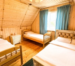 Домик с тремя спальнями и кухней в Hayat Haus