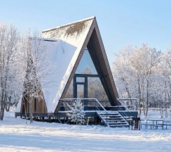 Дом чёрный люкс с банным чаном №10. Береговая линия. Можно с собаками в Трофимов Берег