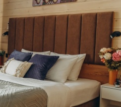 Двухместный номер Superior с балконом и с красивым видом из окна двуспальная кровать в Саянский Марал Аршан