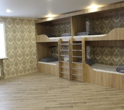 Кровать в общем номере (мужской номер) в Game