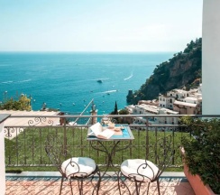 Двухместный номер With hot tube Executive Seaview (двуспальная кровать) в Positano Art Hotel Pasitea