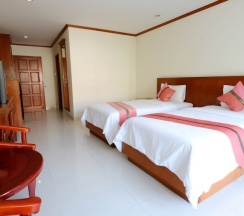 Номер Standard с балконом и с красивым видом из окна в Phu View Talay Resort