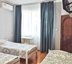 Трех-местный номер без балкона в Благодать