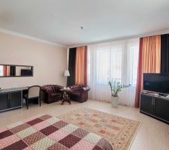 Номер люкс в Мезонин