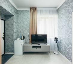 7.Двухместный номер полулюкс в Royal Lake