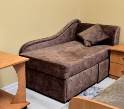 №8. Трехместный номер с дополнительным спальным местом и видом на горы в Прибой