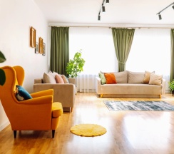 Коттедж с балконом в Гавань