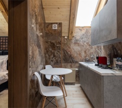 Апартаменты с балконом и видом на горы в Stellar collection chalet, Krasnaya Polyana
