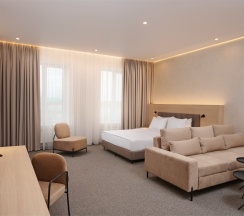 Полулюкс в AurA City Hotel