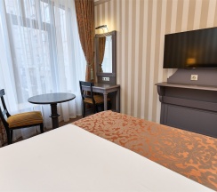 Номер Classic с двуспальной кроватью в Mercure Арбат