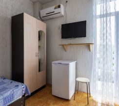 Трёхместный номер Superior с балконом в Mari