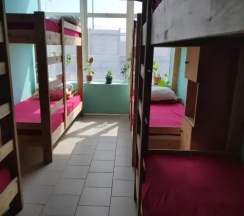 Кровать в общем номере (мужской номер) (общая ванная комната) в Территория комфорта