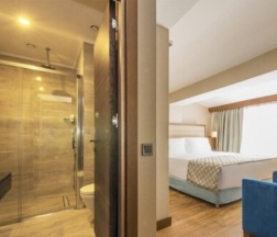 Двухместный номер Deluxe с видом на город 2 отдельные кровати в Ramada Plaza by Wyndham Antalya