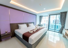 Номер Deluxe с балконом и с видом на город в The Proud Hotel Pattaya