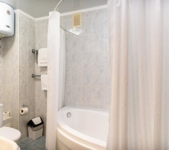 Двухместный люкс двуспальная кровать в Рубин