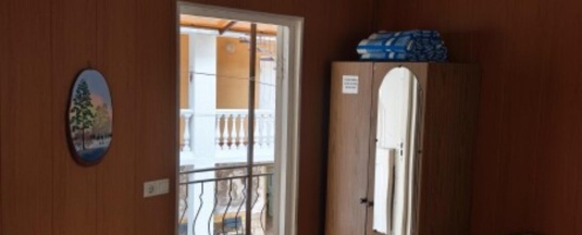 Комната эконом с 1 двуспальной кроватью в Людмила