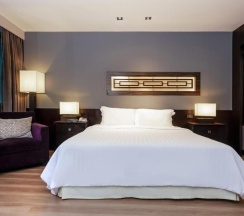 Люкс Royal в A-One Bangkok Hotel
