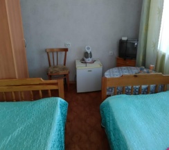 Двухкомнатный номер с кухней в На Лесной